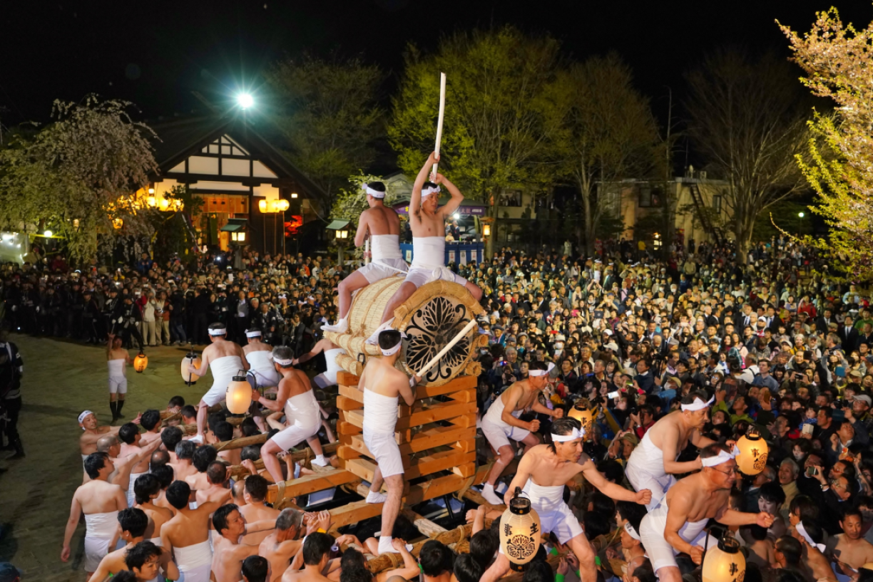Furukawa Festival Okoshi-Daiko parade (Hida City)