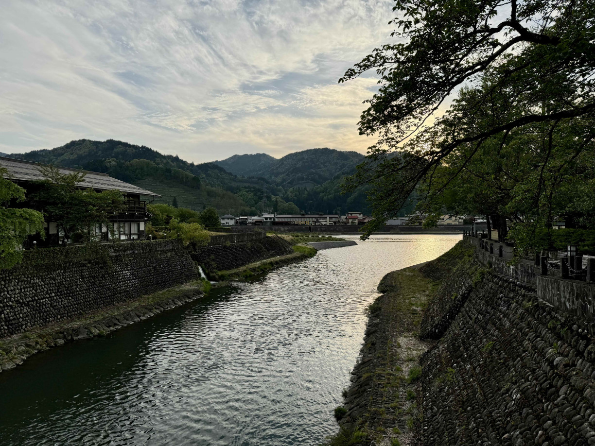 View of Araki River at sunset from Imamiya Bridge