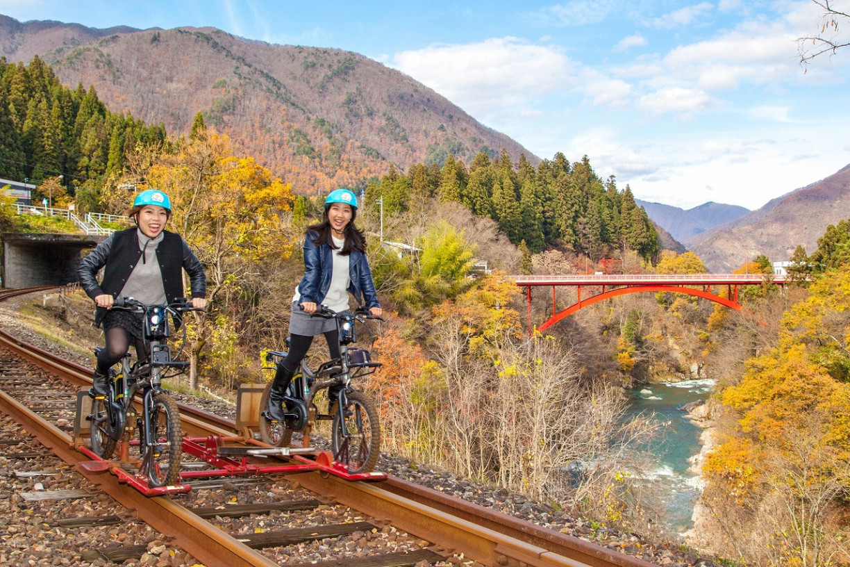 飛驒地區・紅葉景點6選