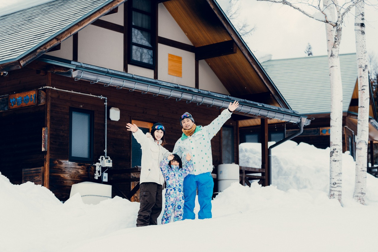 冬季，有一種旅行叫「滑雪＋泡溫泉」