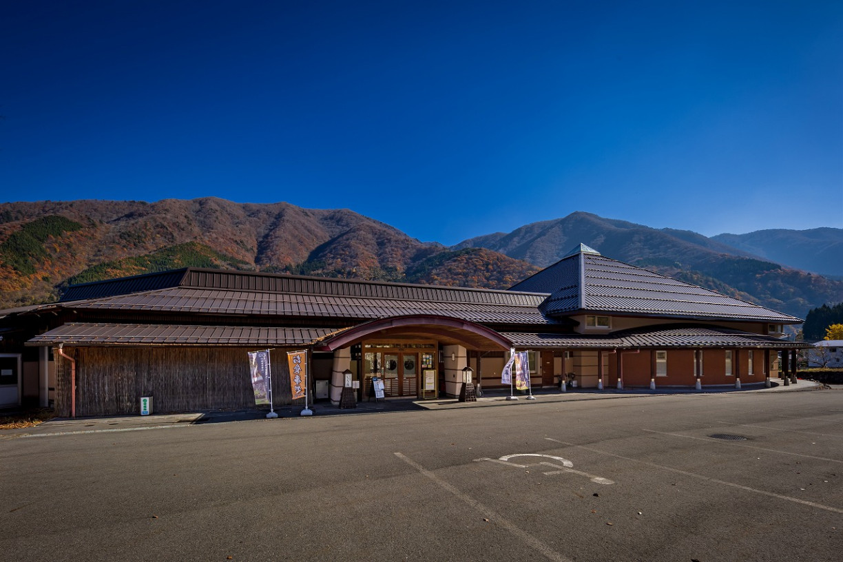 白川鄉 × 飛驒古川 慢慢走、靜靜待的療癒之旅