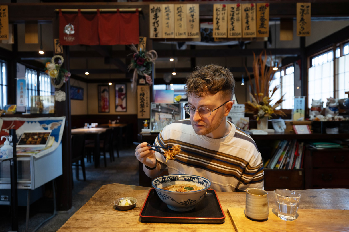 Gobou burdock soba at Fukuzenji Soba (Fabien Recoquille)
