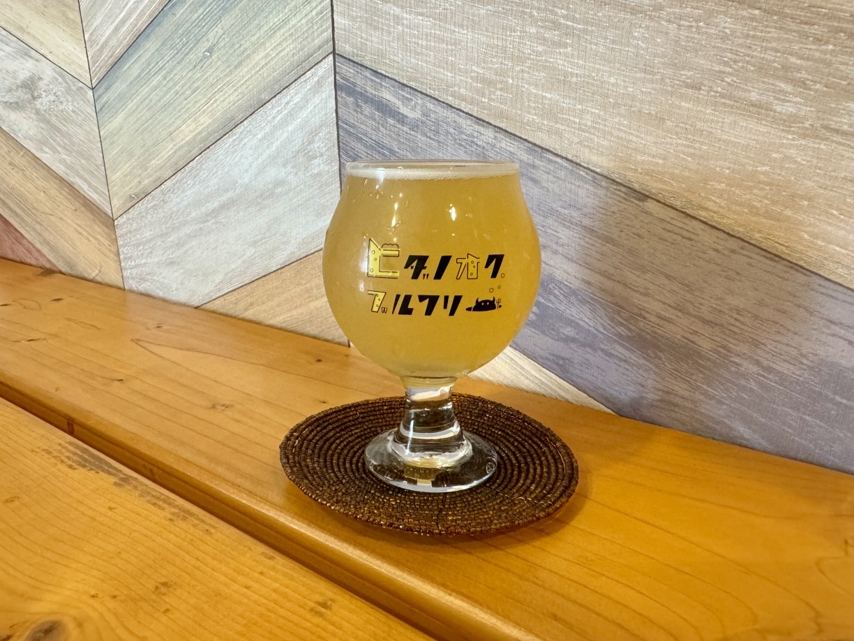 A fresh glass of beer