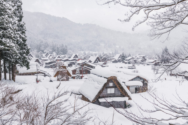 Hida Furukawa and Shirakawa-go: A Magical Winter Scene
