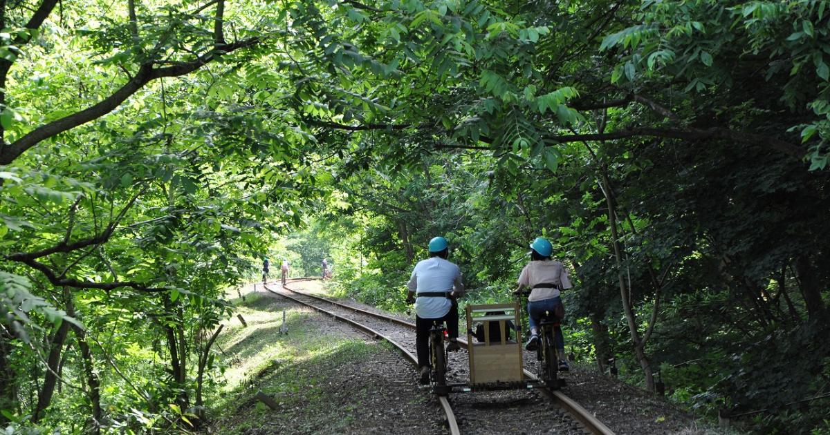 ユニバいったときかったんご Rail Mountain Bike: Gattan Go - Hida City